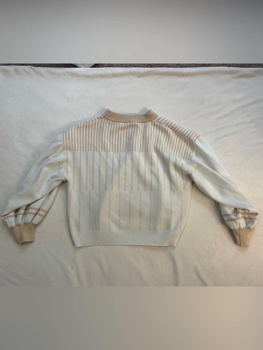 2 Piece knit beige and cream lounge set - Picture 3 of 6